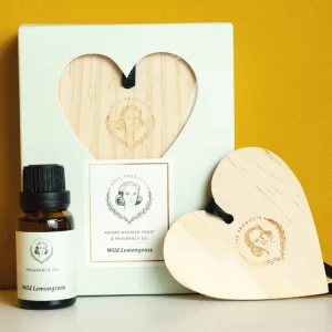 Wooden Heart Aroma Tag With Essential Oil